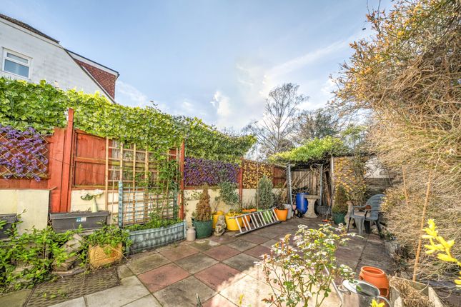 136, Green Lane, London photo 4