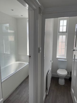 Flat to rent in Arkleigh Mansions, Brent Street, London