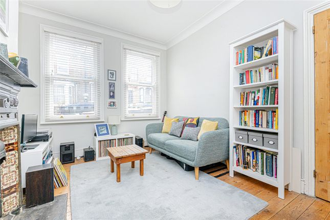 Flat for sale in Browns Road, Walthamstow, London