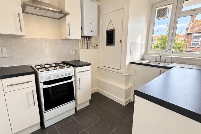 Flat 29 Charles Burton Court, Ashenden Road, London photo 4