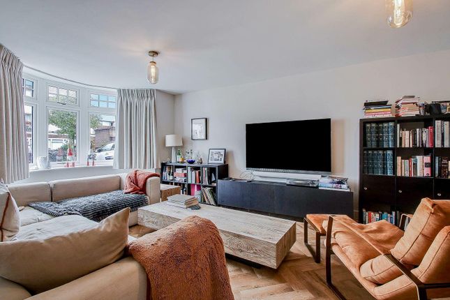 1A, Wickliffe Avenue, London photo 4