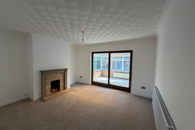 31, Fontwell Drive, Leicester photo 3