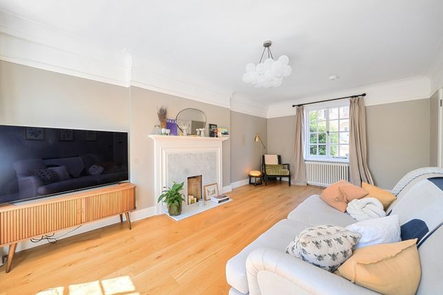 5, Orchards Way, Southampton photo 2