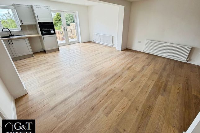 32 Sledmore Road, Dudley photo 4