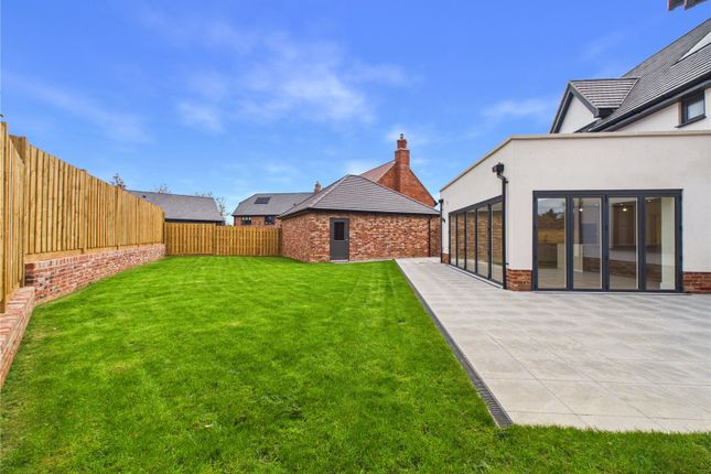 Plot 29 The Somerset, Fitzroy Place, Essex photo 3