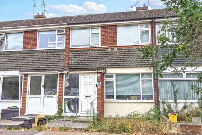 Terraced house for sale in Willow Walk, Hadleigh, Essex