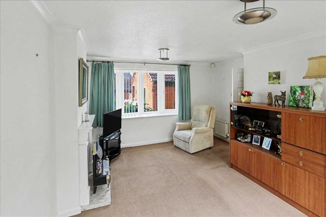 3, Holly Farm Court, Nottingham photo 4