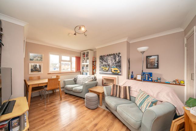 67 Everest Way, Hemel Hempstead photo 2