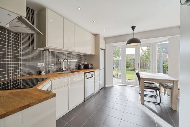 35, Coppice Close, Bolton photo 4