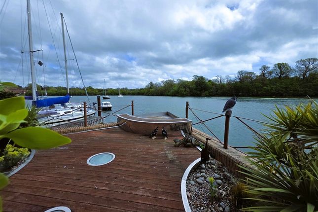 6 Swan Quay, Bath Lane, FAREHAM photo 2