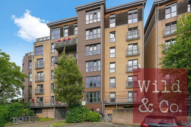 Flat 25, Dockside Court - O6Ae4Rakswonjbeuwlyn.Jpg