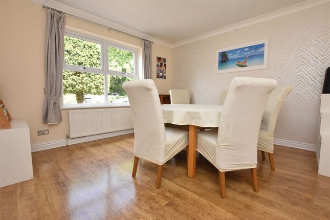 1, Church Avenue, Sutton-In-Ashfield photo 5