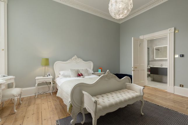 Flat for sale in Forres Street, New Town, Edinburgh