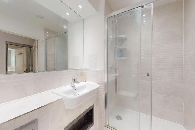 2 Bedroom For Sale At Mahindra Way, Beckton, E6 By
