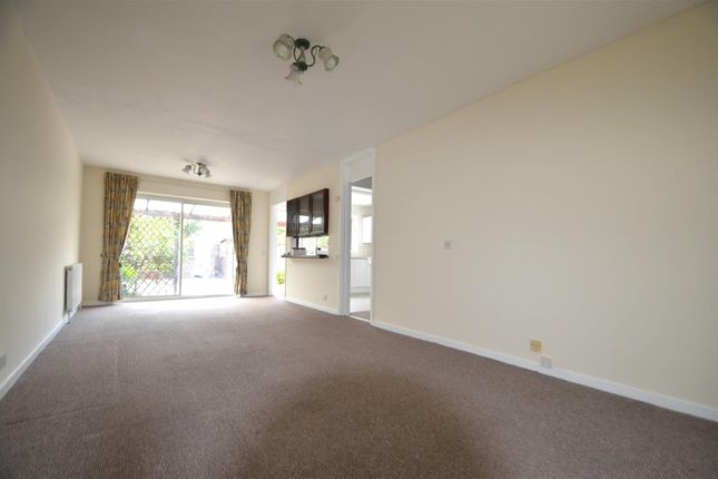 Thumbnail Terraced house to rent in Standale Grove, Ruislip