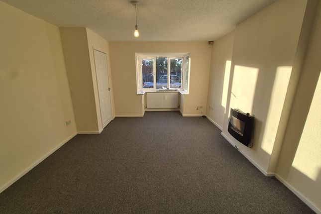 63, Beaumont Lodge Road, Leicester photo 2