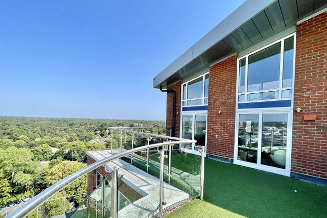 Flat for sale in Richmond Hill Drive, Bournemouth