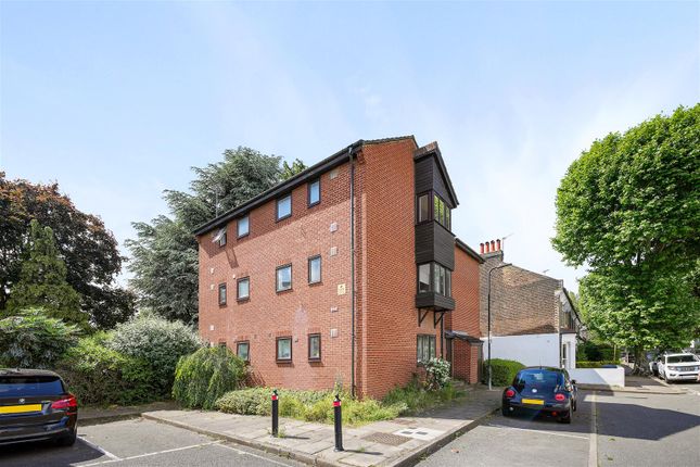 Thumbnail Flat for sale in Beardsley Way, London