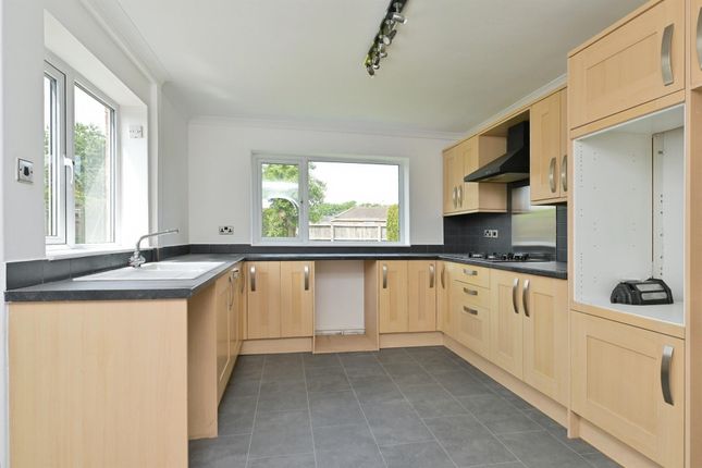 13, Tavistock Road, Spalding photo 4