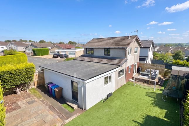 13, Lancaster Avenue, Beith photo 3