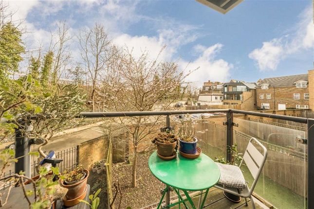 43, Penrose Court, 20, Boundaries Road, London photo 3