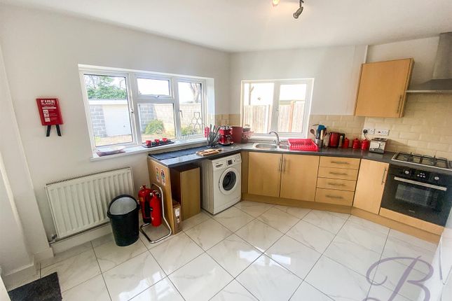Property to rent in Carter Lane, Mansfield