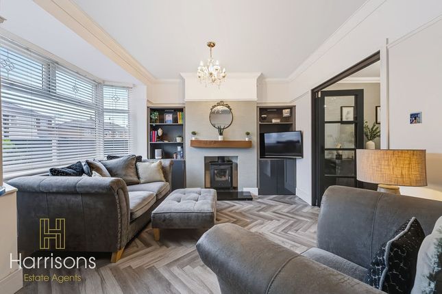 2, Lynwood Avenue, Bolton photo 2
