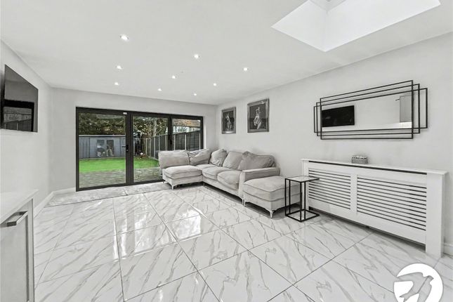 46, Sycamore Avenue, Sidcup photo 3