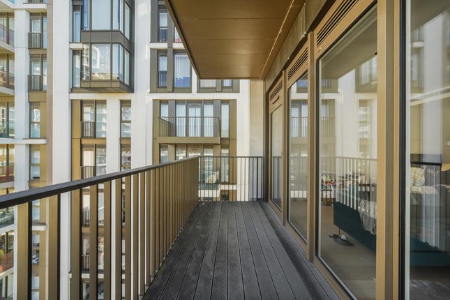 41, Lincoln Apartments, London photo 4