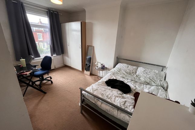 St. Anns Avenue, Leeds photo 5