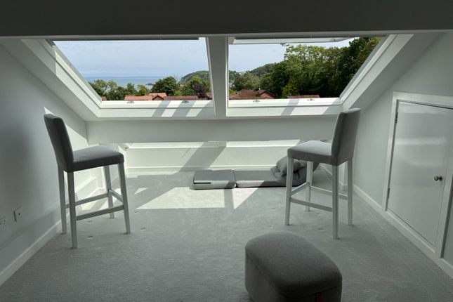 58, Waverley Drive, Swansea photo 3