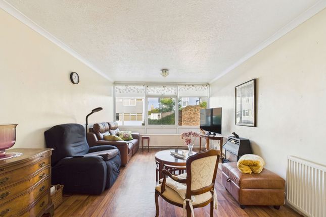1 Cliff Mews, Paignton photo 3