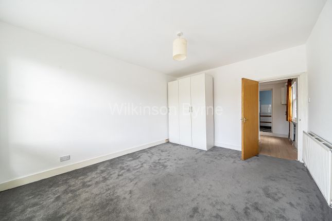 32b, Hardwicke Road, Palmers Green photo 4