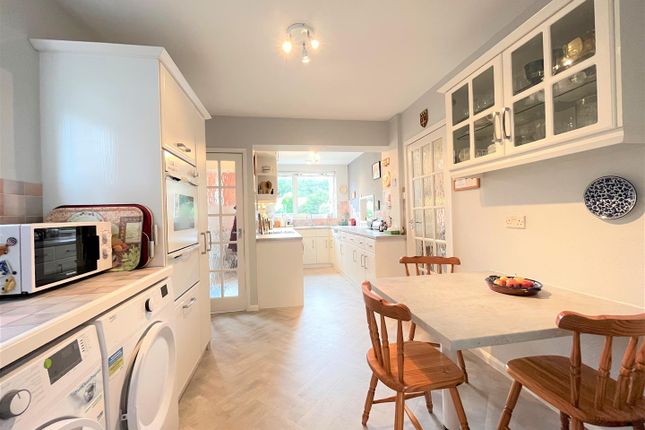 Semi-detached house for sale in Foxes Way, Warwick