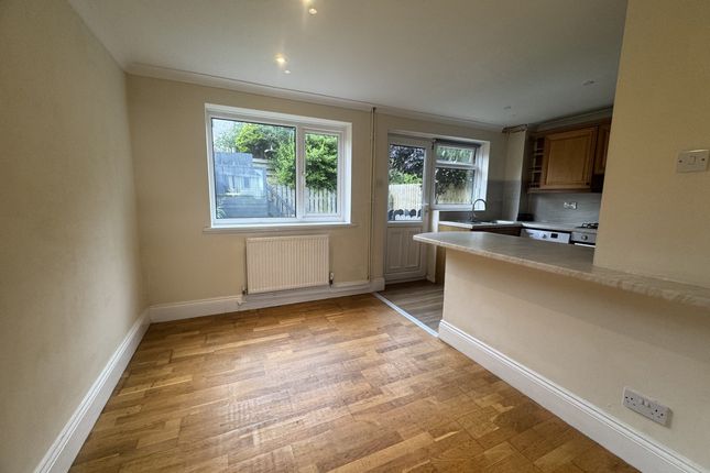 33, Close Kennish, Douglas photo 4