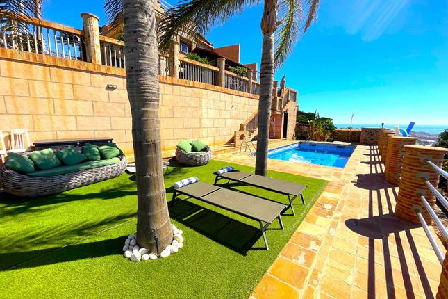 Town house for sale in El Morche, Andalusia, Spain