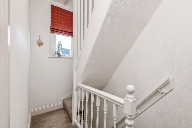 Terraced house for sale in Rose Avenue, Horsforth, Leeds