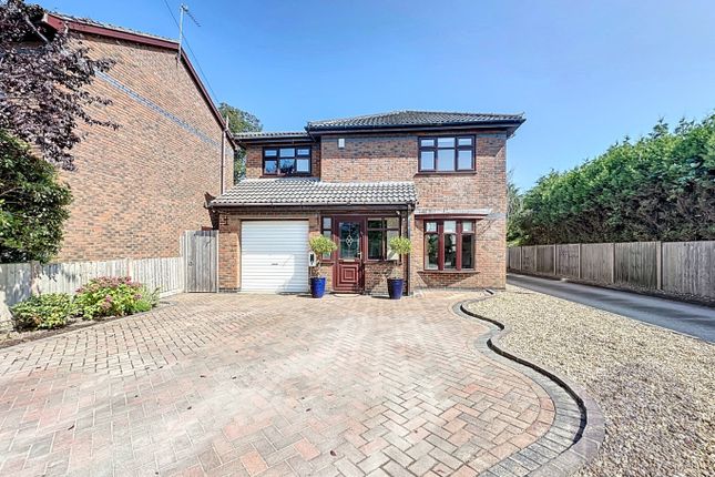 11 Kew Road, Formby, Merseyside photo 2