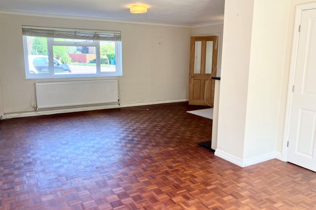 16, Hawthorn Way, St.albans photo 4
