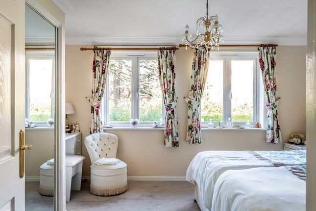 Apartment 27 Chartwell Lodge, Tunbridge Wells photo 4