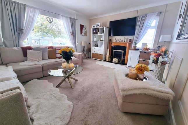 162 Colcot Road, Barry photo 2