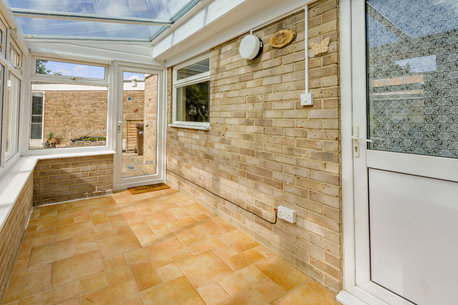 39, Dozule Close, Leonard Stanley photo 4