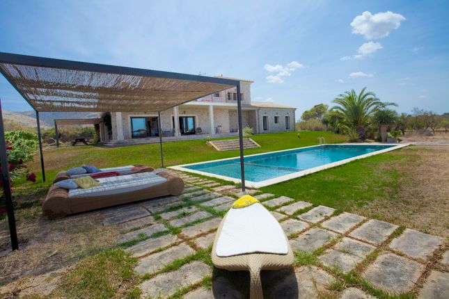Villa for sale in Colonia De Sant Pere, Colonia De Sant Pere, Majorca, Balearic Islands, Spain