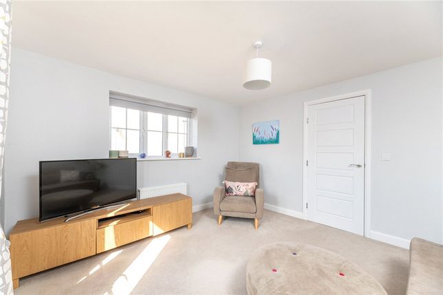 4, Fergusson Walk, Leeds photo 4