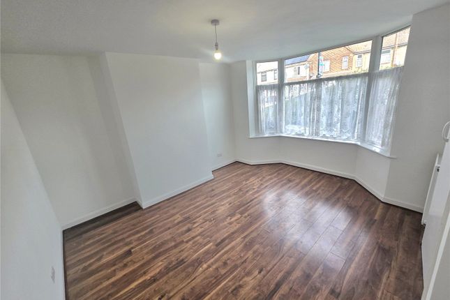 13, Burnaby Road, Coventry photo 4