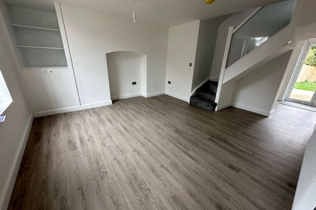 5 Mill Bank, Telford photo 5