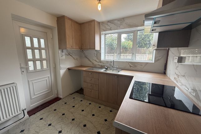 37, Bilston photo 4