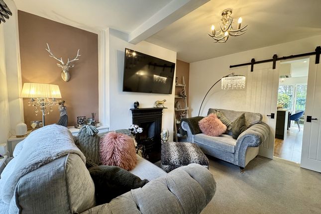 2 Middlewood Cottages, Green Lane, Poynton photo 2
