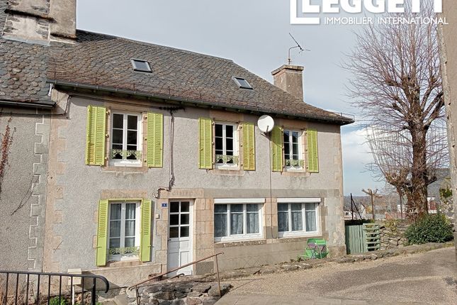 Thumbnail Villa for sale in Mauriac, Cantal, Auvergne-Rhône-Alpes