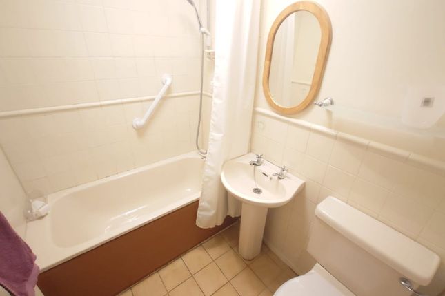 11 Northcote Close, Everton photo 4